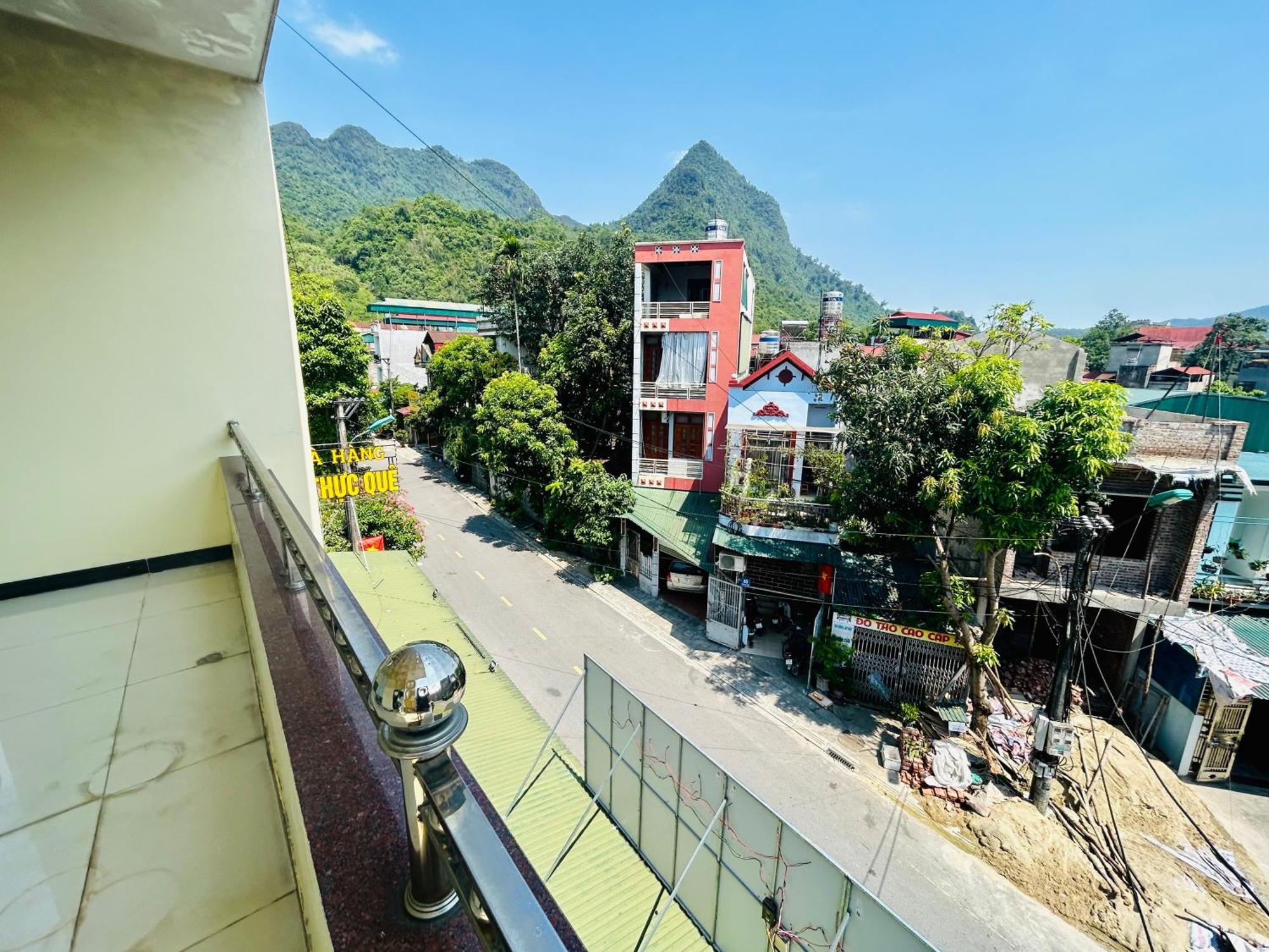 Majestic Hostel - Tour & Motorbike Rental Ha Giang Eksteriør bilde